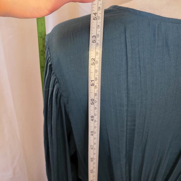 Boutique Downeast Maxi Dress Size L Pleated Emerald Green Holiday Modest NEW - Picture 6 of 9